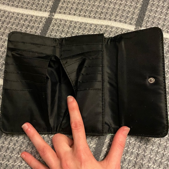 Little Mermaid Tri-Fold Loungfly - Picture 5 of 8